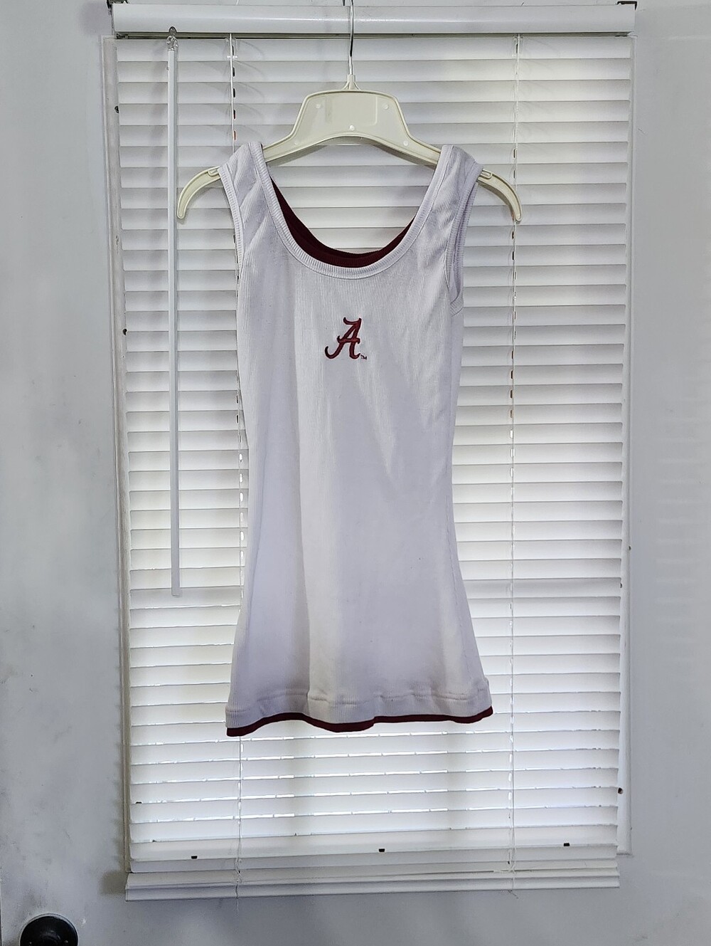 College World junior womans Alabama tank  size m